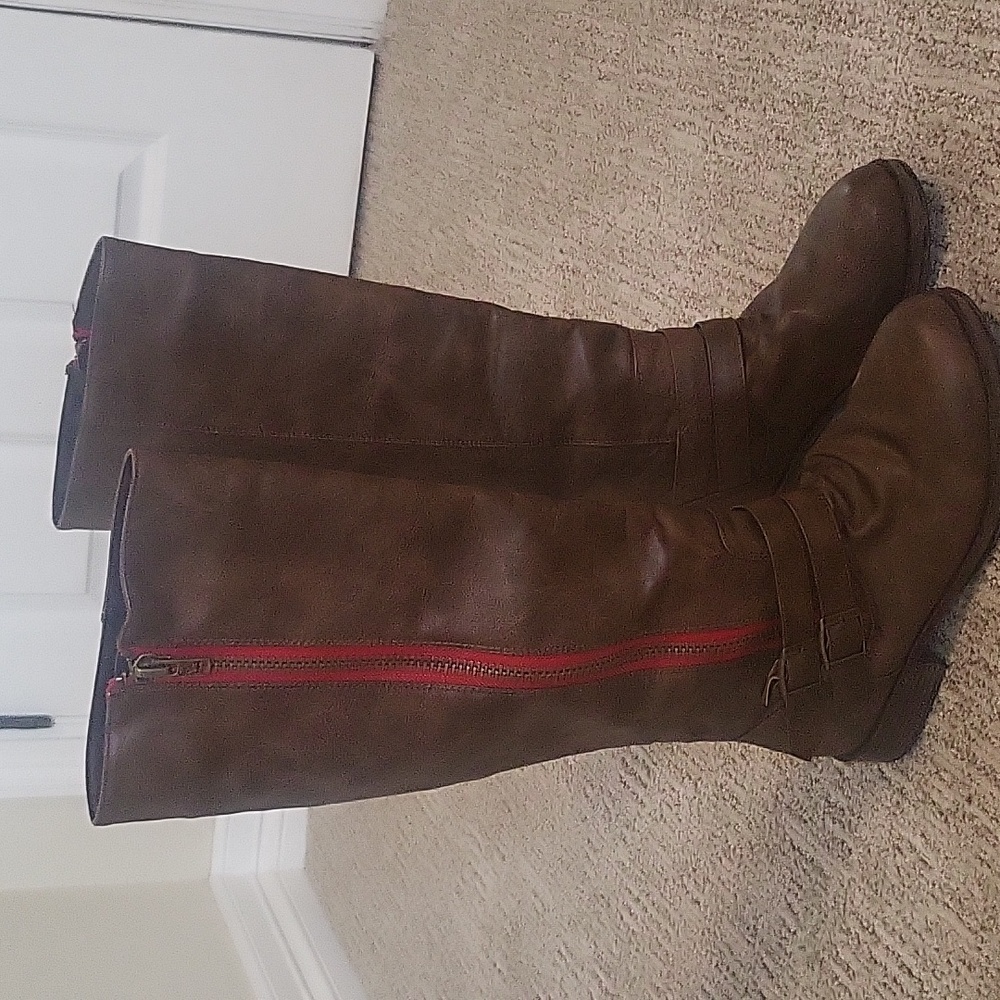 Brown Riding Boots - Picture 3 of 4